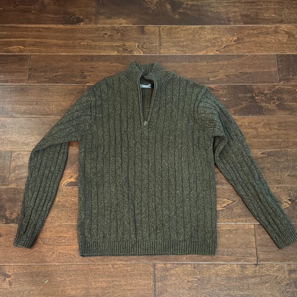 Oscar de la Renta Men's Olive Zip-Up Sweater